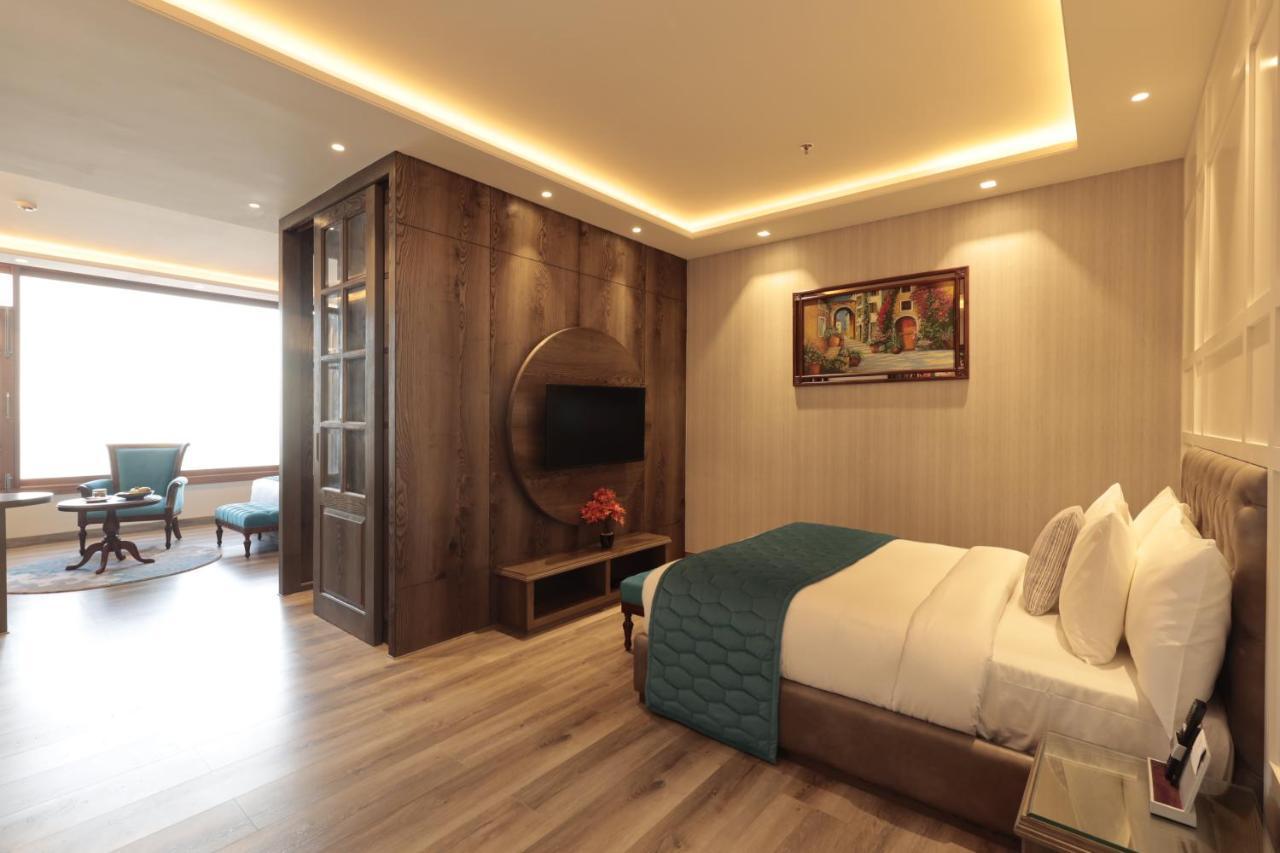Welcomheritage Elysium Resort & Spa Shimla Luaran gambar
